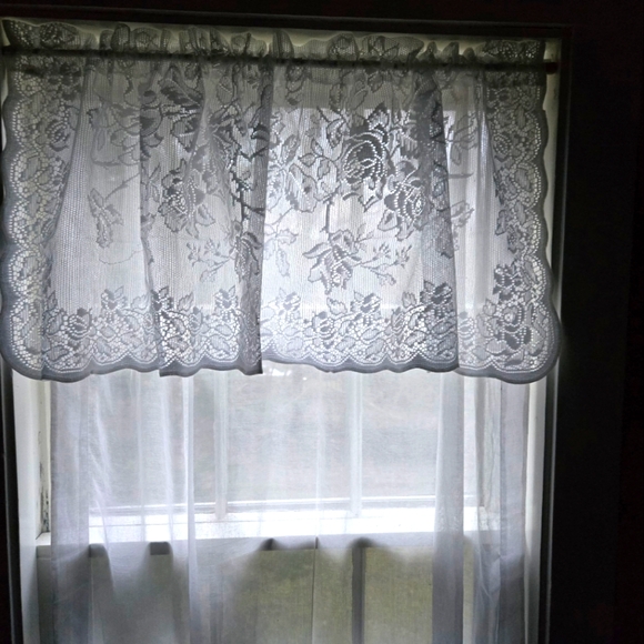 Vintage Cotton Lace Window Valance - Picture 1 of 5
